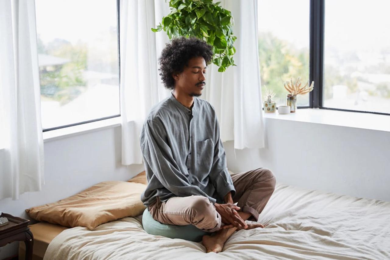 12 Daily Meditation Habits to Adopt